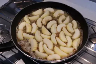 Caramelized apple rice pudding