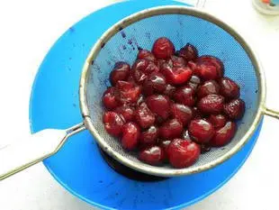 Cherry clafoutis : etape 25