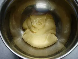 Toasted almond cake : etape 25