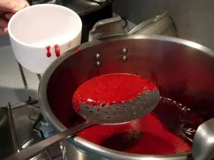 Quick bramble jelly : etape 25