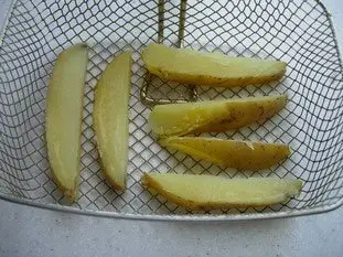 Big knife-cut chips (French fries)  : etape 25