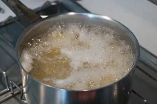Mozzarella pasta bake