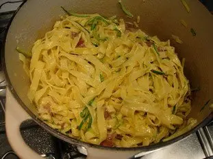 Tagliatelle and courgette spaghetti, carbonara style