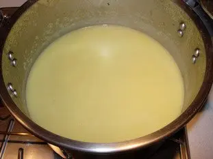 Leek and potato soup : etape 25