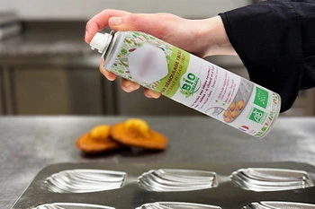 The grease spray