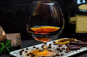 XO Cognac Explained: Meaning, Aging, and Flavor Profile