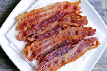 Grilled bacon is much better in the oven