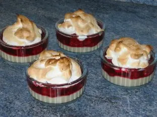 Pudding meringué aux framboises