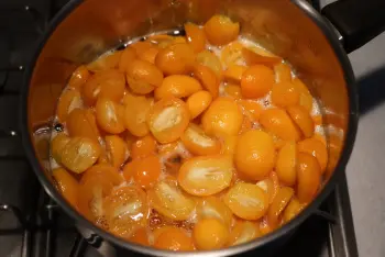 Kumquat compote