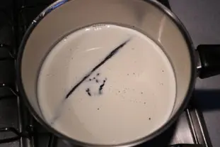 How To Heat Milk Without It Catching On The Bottom Of The Pan Cooking Ez Com