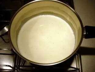 Confectioner's custard (Crème pâtissière, or French pastry cream) : Photo of step #1