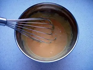 Confectioner's custard (Crème pâtissière, or French pastry cream) : Photo of step #2