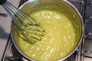 Pistachio confectioner's custard : Photo of step #6