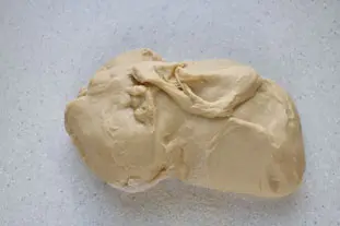 Yeast-based flaky dough (for croissants) : Photo of step #6