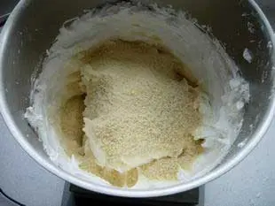 Almond dacquoise : Photo of step #2