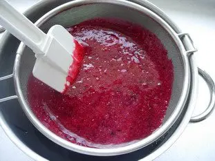 Blackcurrant coulis : Photo of step #3