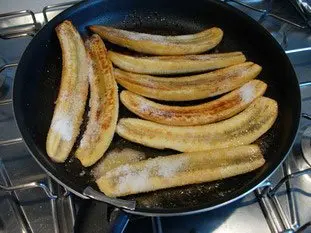 Flambéd bananas  : etape 25
