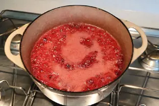 Jelly-style plum jam : Photo of step #9