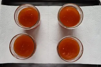 Apricot jelly