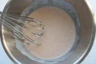 Chestnut mousse in a whipper  : Photo of step #2