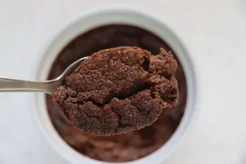 Chocolate-verbena cream