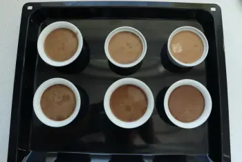Chocolate-verbena cream : etape 25