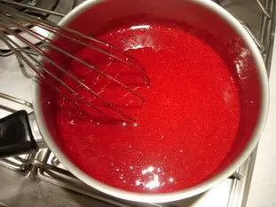 Pannacotta and blackcurrant crumble : Photo of step #3