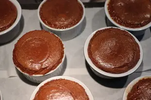 Pear and chocolate Paris puddings