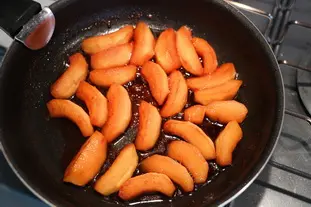 Confit of quinces in Macvin : Photo of step #7