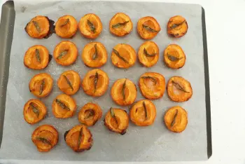 Roasted Apricots with Verbena : Stage 6