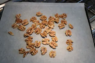 Caramelized apple and walnut cake : Photo of step #1