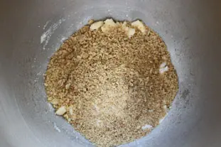 Caramelized apple and walnut cake : Photo of step #7