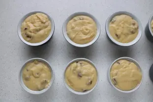Caramel semolina pudding with raisins : Photo of step #11
