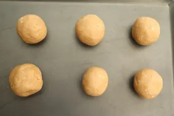 Tiramisu balls