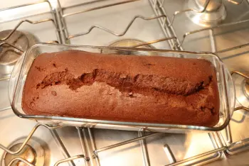 Chocolate-chestnut cream cake : Stage 11