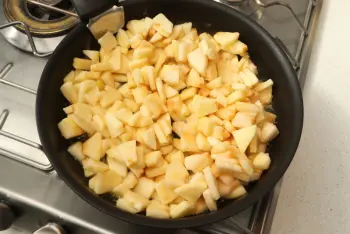 Soft apple and almond cake : Stage 9