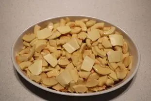 Apple and almond gratin