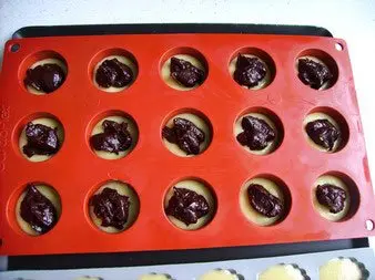 Chocolate muffins : Photo of step #5