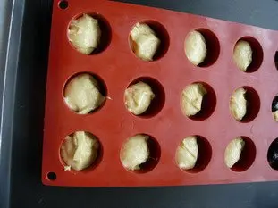 Blackcurrant-almond muffins : etape 25