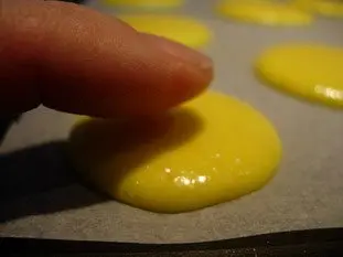Macarons (the original French macaroons)  : Photo of step #15