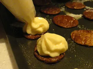 Mini lemon millefeuilles : Photo of step #5