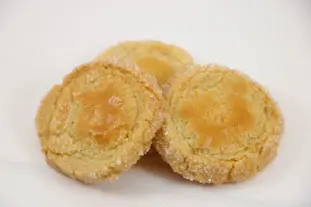 Diamond biscuits