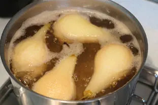 Pear and chocolate tart with a hint of mint : Photo of step #2