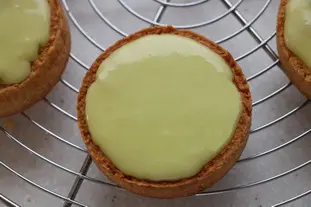 Victoria pineapple and lime tarts : Photo of step #5