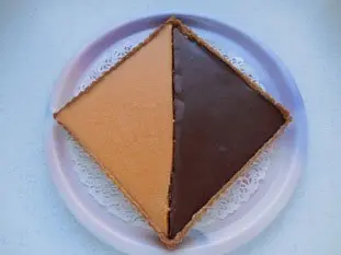 Two-coloured chocolate-orange tart