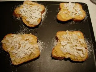 Brioche slices with almond cream : Photo of step #6