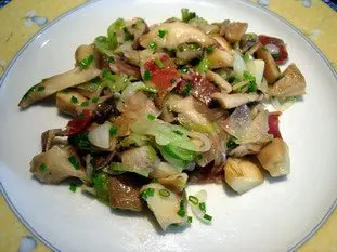 Sautéd mushrooms with spring onions and cured ham : Photo of step #15