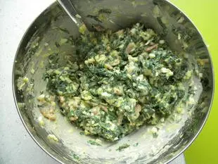 Crispy spinach rolls