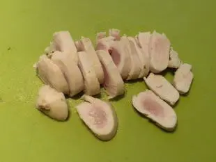 Sliced chicken with mushrooms and broccoli : Photo of step #4