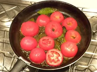 Fried eggs with tomatoes : Photo of step #4